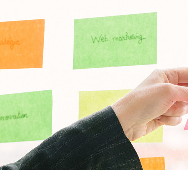 Header post it gouvernance webmarketing stratégie innovation