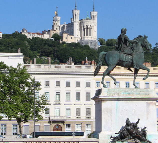 header lyon place bellecour